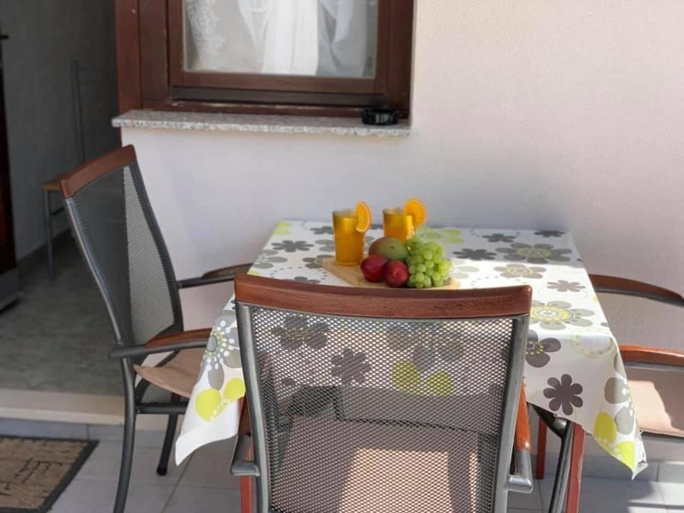 Apartments Fortuna Biograd Na Moru Εξωτερικό φωτογραφία